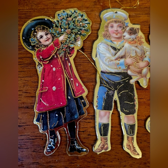 Vintage Victorian Style Paper Ornaments - Picture 4 of 7